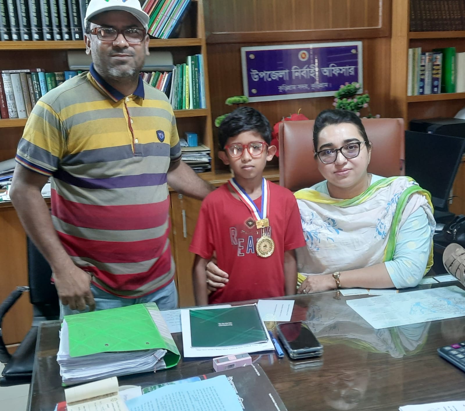 জাতীয় প্রাথমিক শিক্ষা পদক প্রতিযোগিতায় বিভাগীয় পর্যায় প্রথম হলেন কুড়িগ্রামের রাদ।
