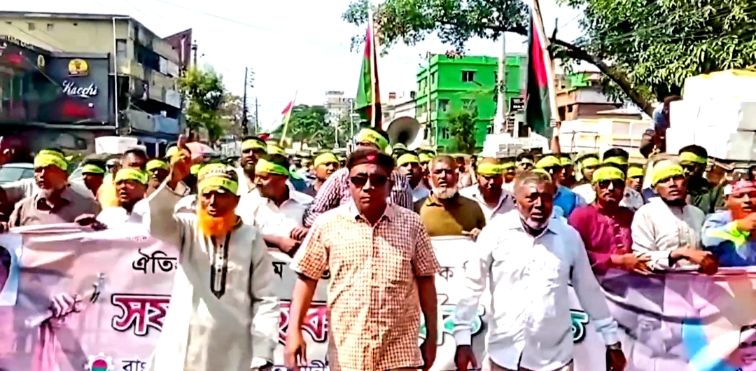 সাতক্ষীরায় নানা কর্মসুচির মধ্য দিয়ে বিভিন্ন শ্রমিক সংগঠনের ব্যানারে আর্ন্তজাতিক শ্রমিক দিবস পালিত