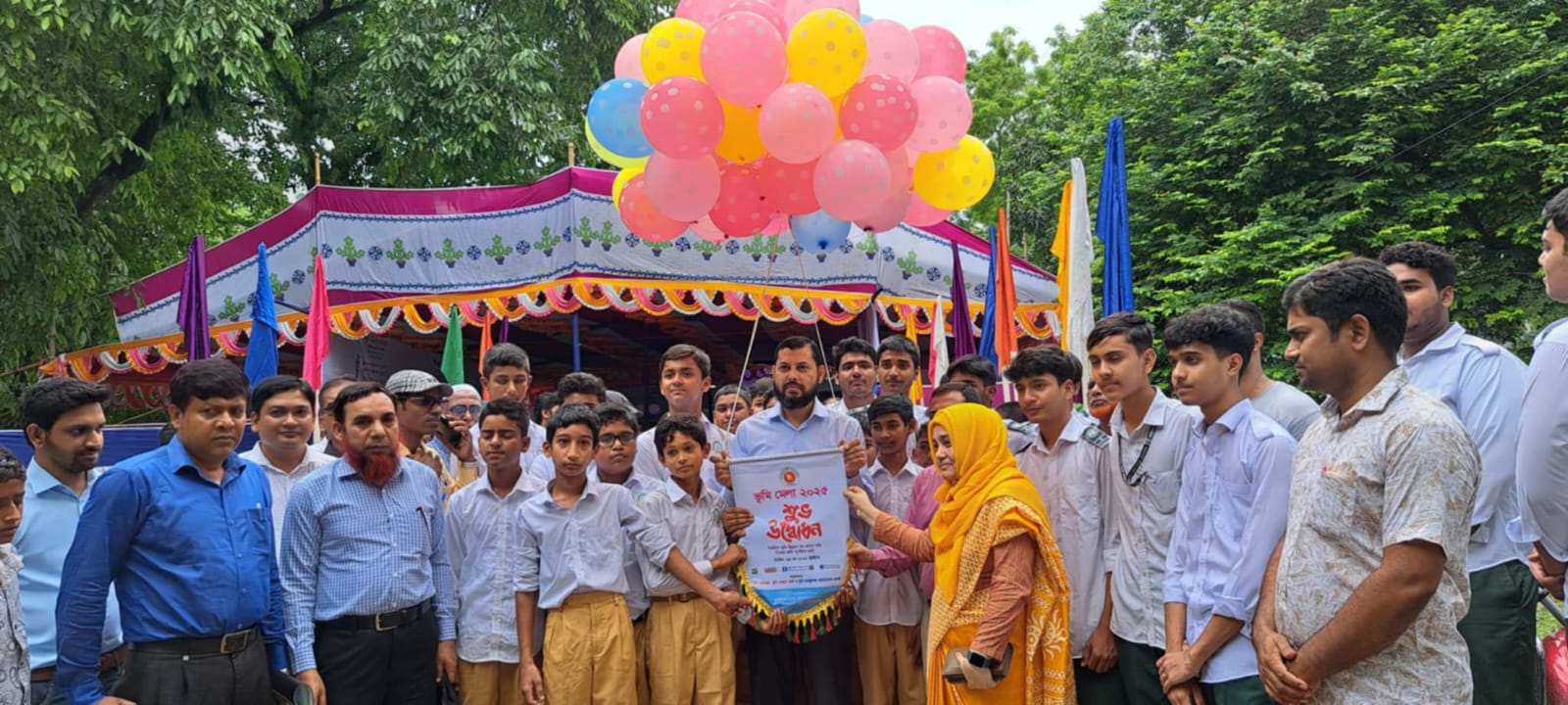চাঁপাইনবাবগঞ্জে তিন দিনব্যাপী ভূমি মেলার উদ্বোধন