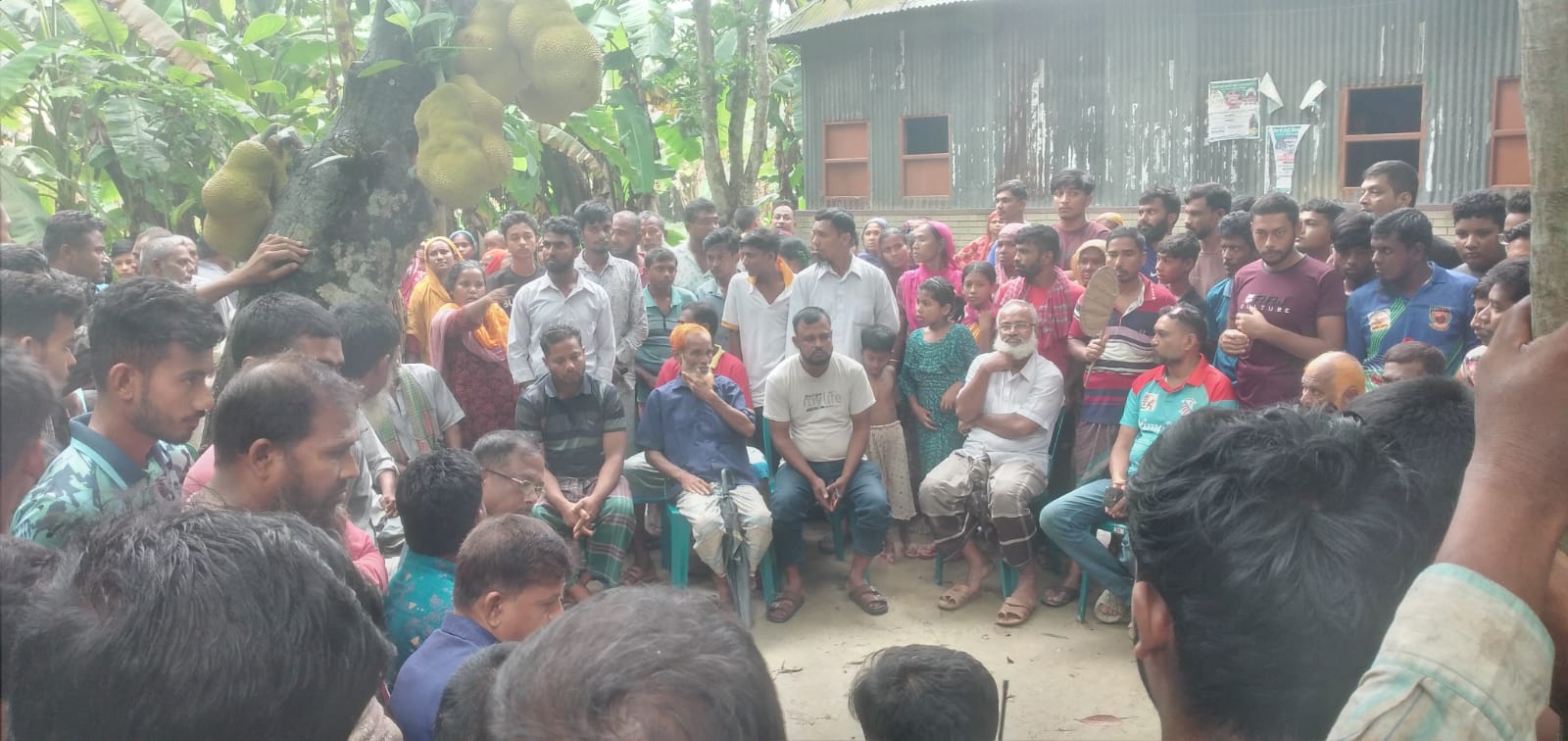 রাজবাড়ীর বালিয়াকান্দিতে স্ত্রীকে শ্বাসরোধ করে হত্যার অভিযোগে স্বামী আটক