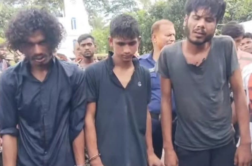 নারায়ণগঞ্জের বন্দরে জনতা কর্তৃক ৩ ছিনতাইকারী আটক হয়েছেন !