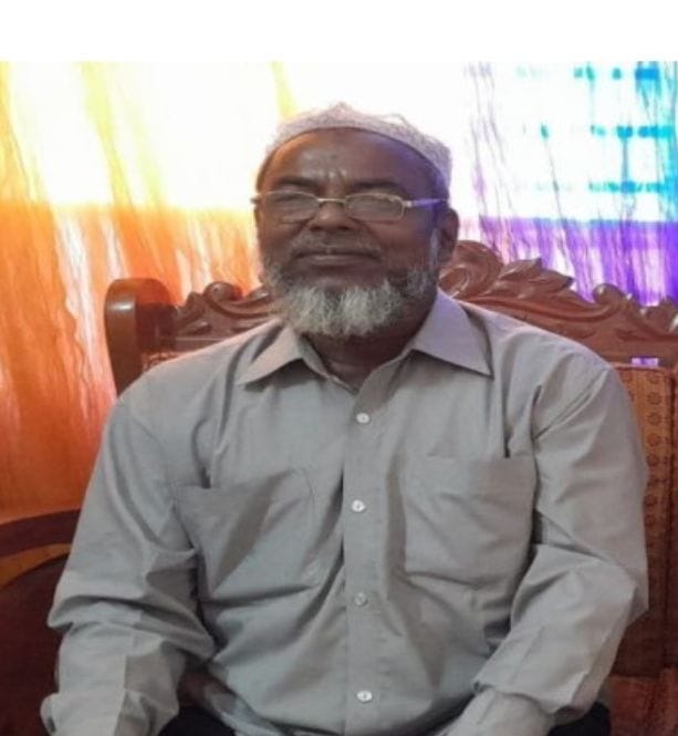 নরসিংদীর রায়পুরায় মানিক মিয়া নামে এক ব্যবসায়ীকে গলা কেটে হত্যা করেছে দুর্বৃত্তরা।