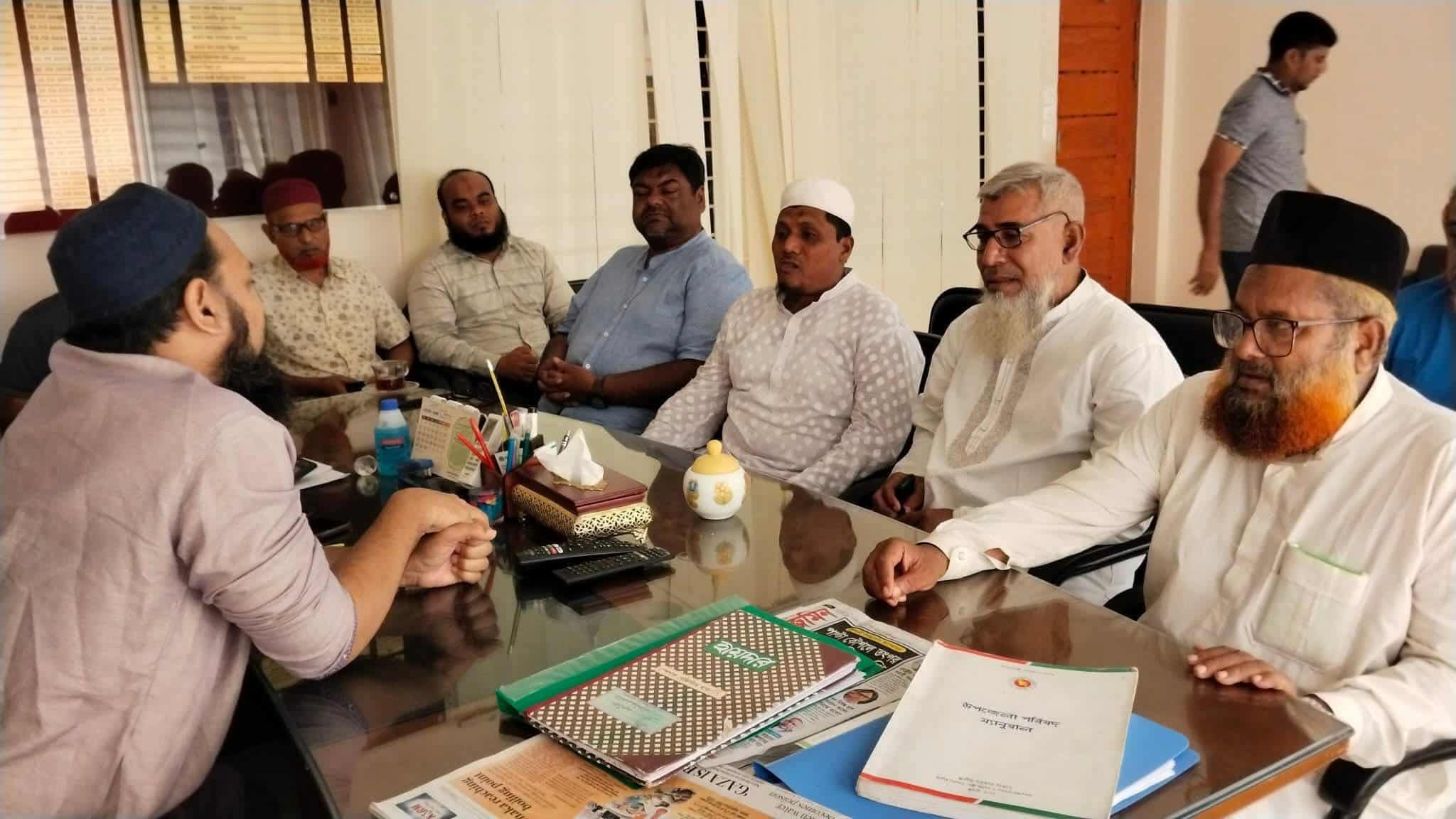 সার সংকট নিরসনে এক টেবিলে প্রশাসন ও রাজনৈতিক নেতারা