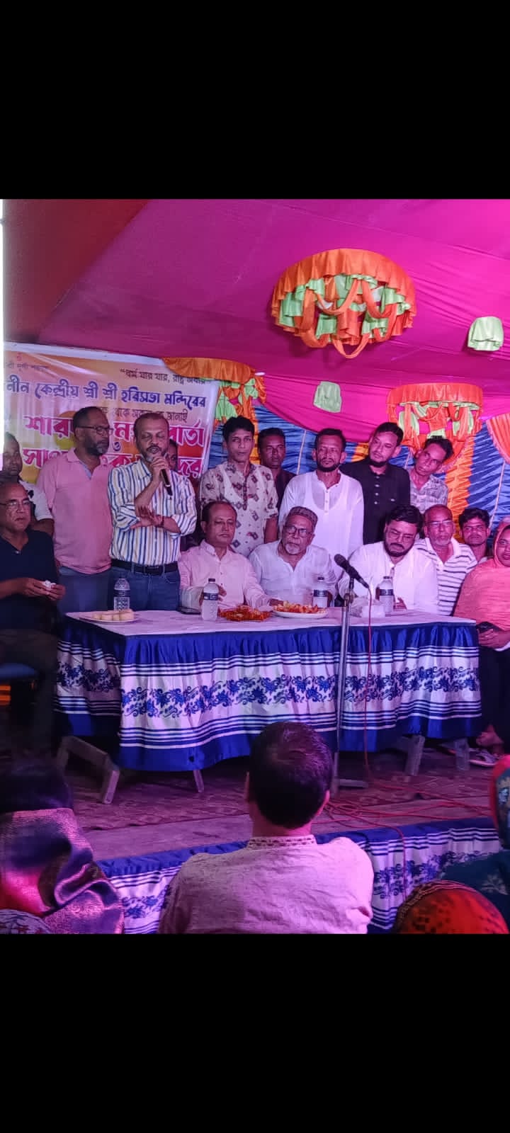দুর্গাপূজা উপলক্ষে মোরেলগঞ্জ উপজেলার বিভিন্ন পূজা মন্ডপ পরিদর্শন করেন উপাচার্য ড. এ বি এম ওবায়দুল ইসলাম