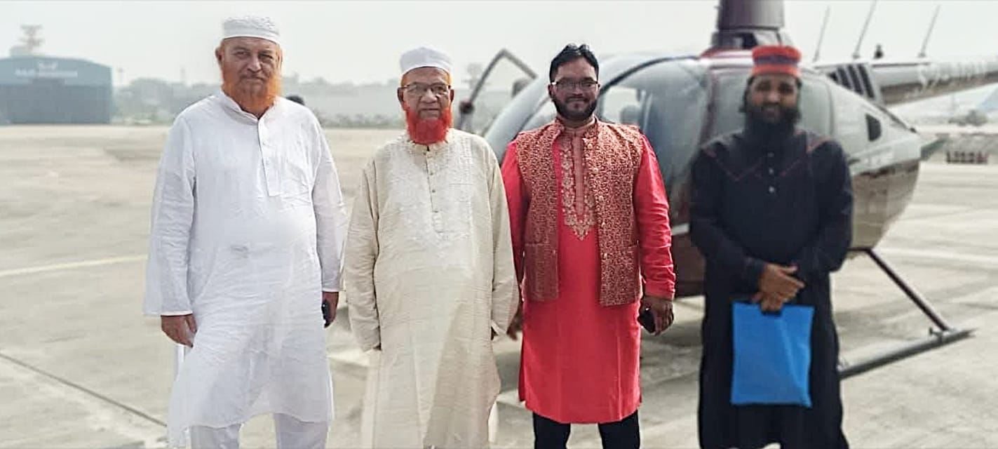 সিরাজগন্জের শাহজাদপুরে ইসলামী ফ্রন্টের এমপি প্রার্থীর হেলিকপ্টারে আগমন
