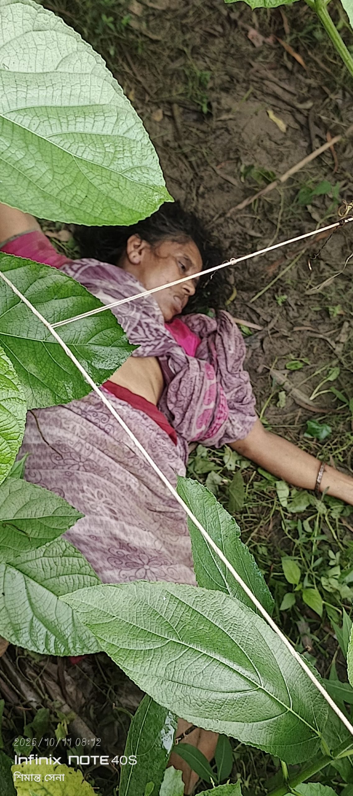 সলঙ্গা মধ্যপাড়ায় রহস্যজনক মৃত্যু – ক্ষেতের ভেতর থেকে উদ্ধার গৃহবধূর মরদেহ