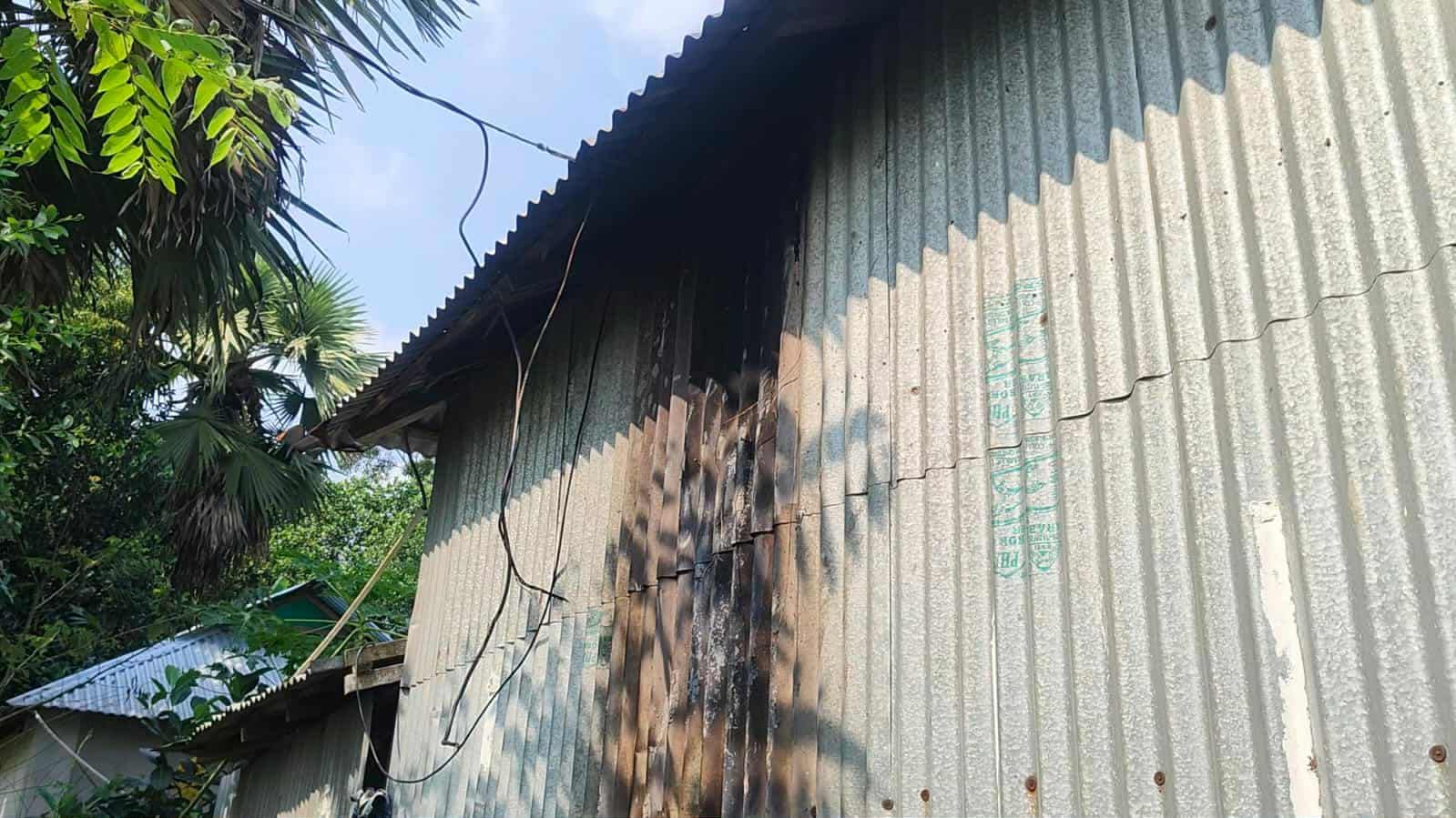 ভালুকায় বসতঘরে আগুন দিয়েছে দুর্বৃত্তর