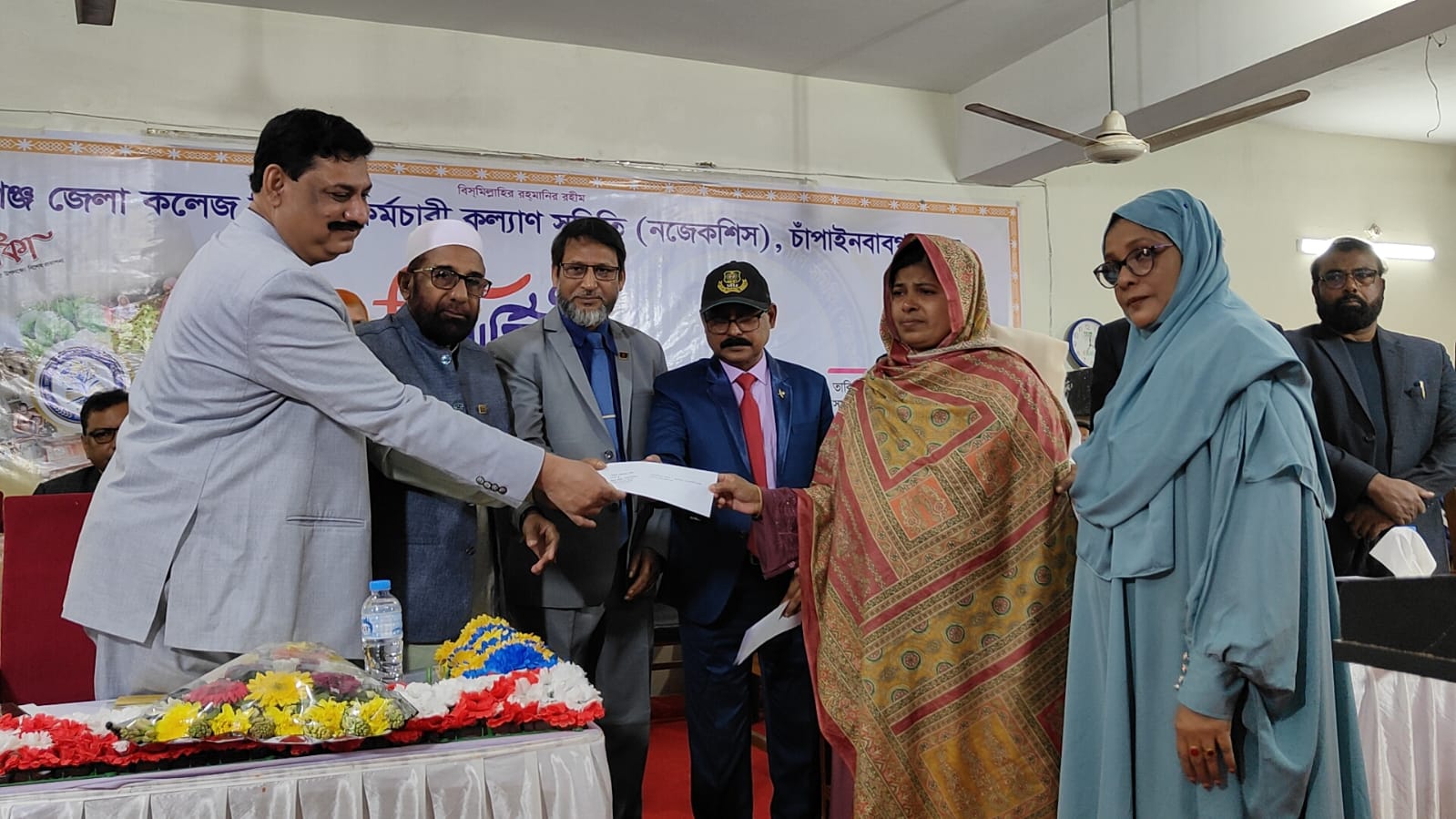 চাঁপাইনবাবগঞ্জে নজেকশিস এর নবনির্বাচিত সভাপতি তরিকুল ইসলাম সিদ্দিকী ও সাধারণ সম্পাদক বাবুল আকতার