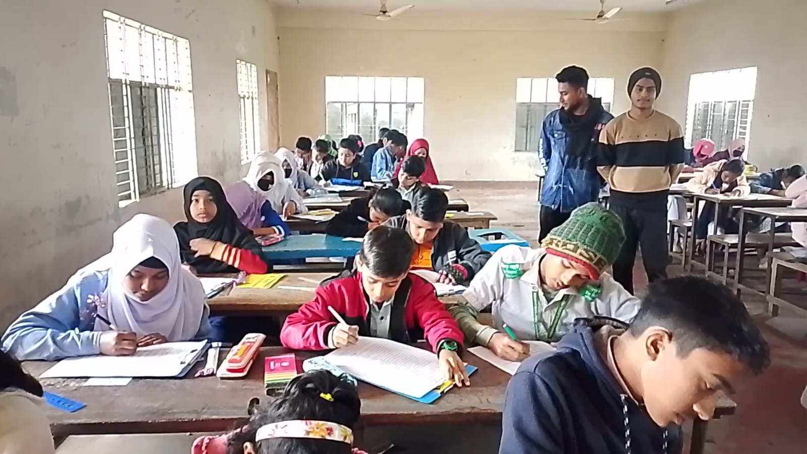 মনোহরদীতে অনুষ্ঠিত হলো শিক্ষা প্রেরণা ছাত্র কল্যাণ বৃত্তি পরীক্ষা–২০২৫